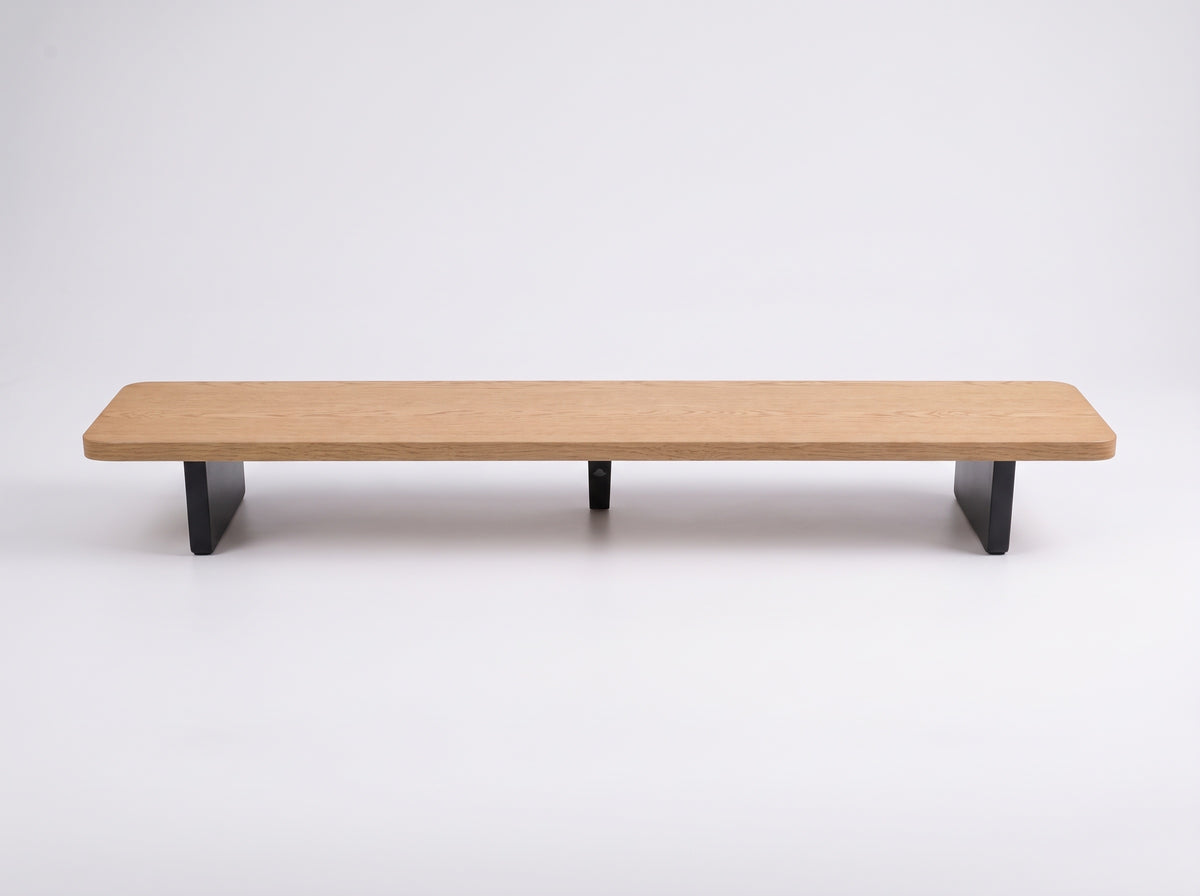 M30S Monitor Riser in Oak – clean studio packshot | Rablo #Color_Oak